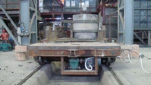 鑄造廠(chǎng)電爐煙氣克星 高效布袋除塵器問(wèn)世 鑄造廠(chǎng)電爐煙氣克星 高效布袋除塵器問(wèn)世