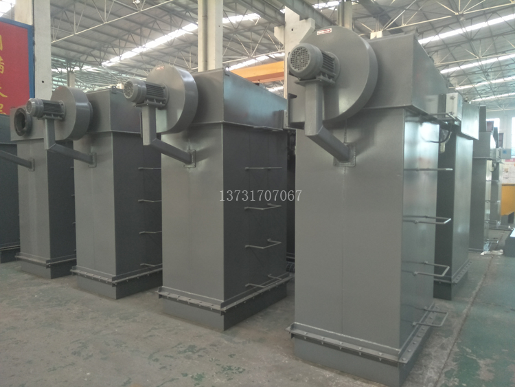 2018年最新研發(fā)15m2、25m2倉頂布袋除塵器投放市場