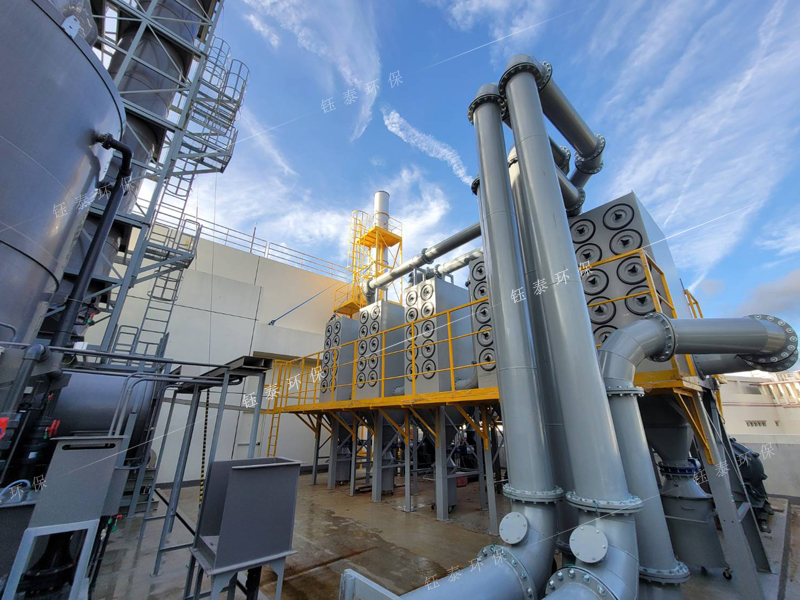 濾筒除塵器vs布袋除塵器：哪種更適合您的車間？