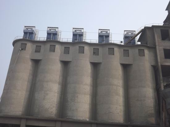 銀川中衛(wèi)劉經(jīng)理定購的PPC32-4水泥庫頂布袋除塵器已發(fā)貨 銀川中衛(wèi)劉經(jīng)理定購的PPC32-4水泥庫頂布袋除塵器已發(fā)貨